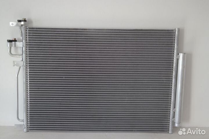 Радиатор кондиционера Опель Антара 06