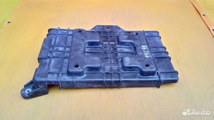 Площадка акб для Hyundai Santa Fe 2006-2012