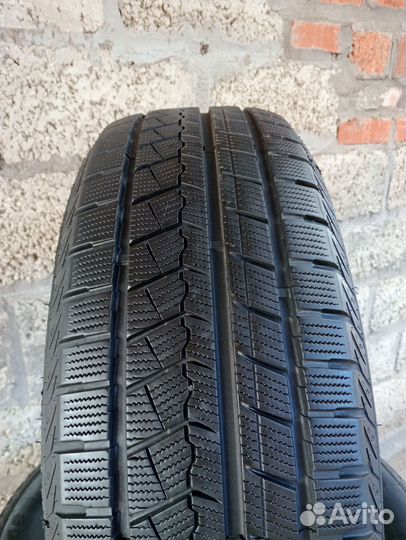 iLink Winter IL868 235/60 R18