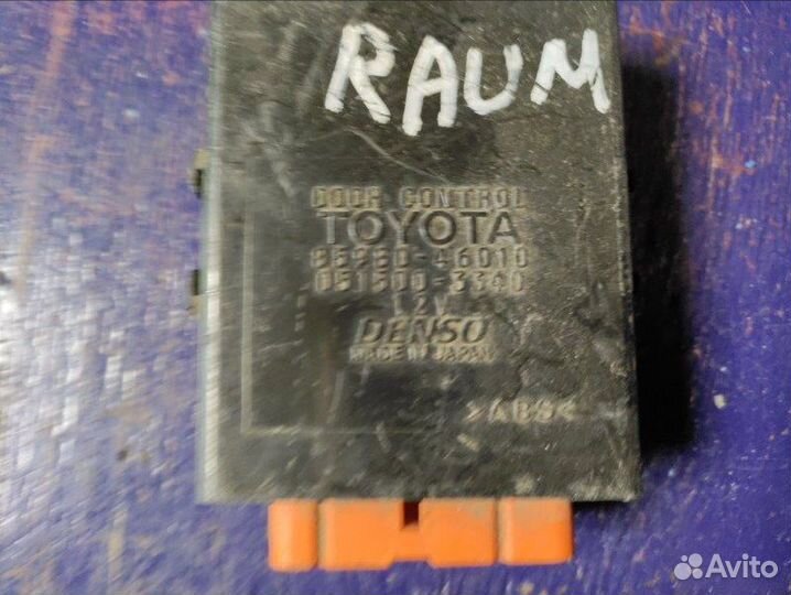 Блок управления дверьми Toyota Raum 5EFE