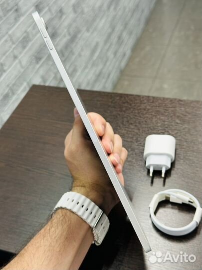 Отличный iPad Pro 11 