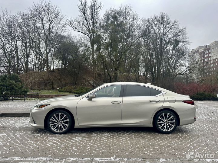 Аренда автомобиля lexus ES, 2020г