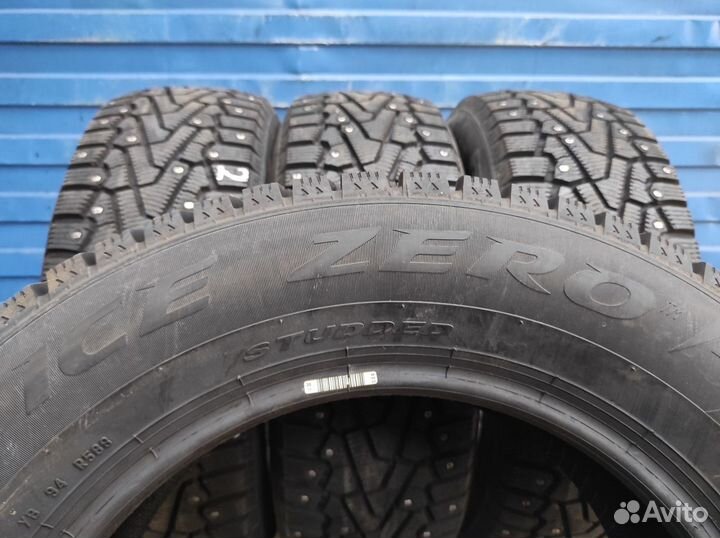 Pirelli Ice Zero 215/60 R16 98H