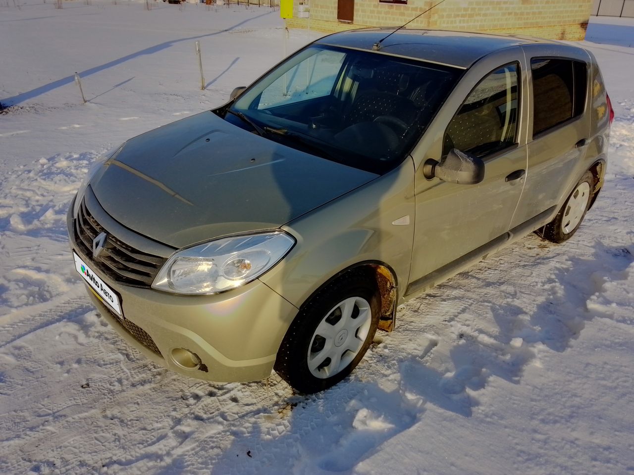 Renault Sandero: фото владельца
