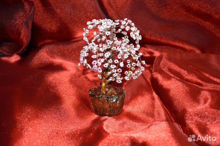 Сакура из бисера