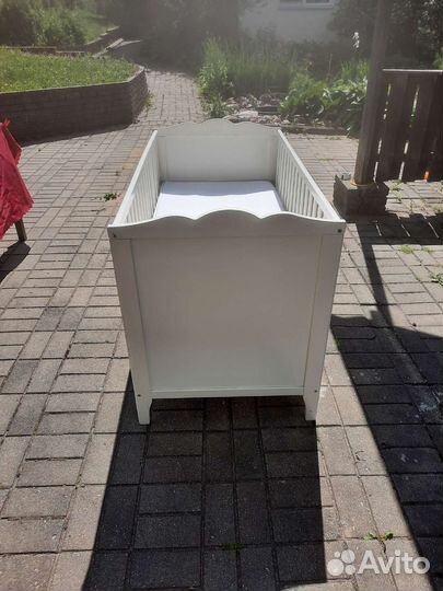 Детская кроватка 