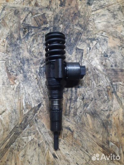 Форсунка Seat Leon 2.0 BKD 2007