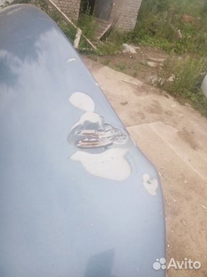 Капот Chrysler Voyager 3