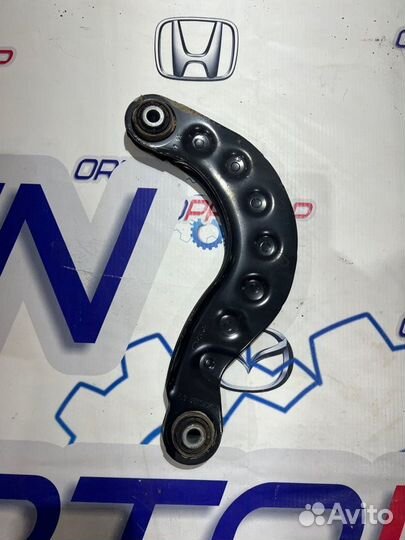 Рычаг подвески верхний задний левый Ford Focus 3