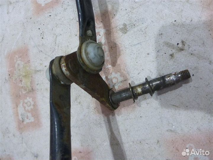 Трапеция стеклоочистителя Hyundai Galloper