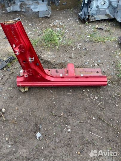 Порог правый Chevrolet Aveo T250 B12D1 B12S1 2010