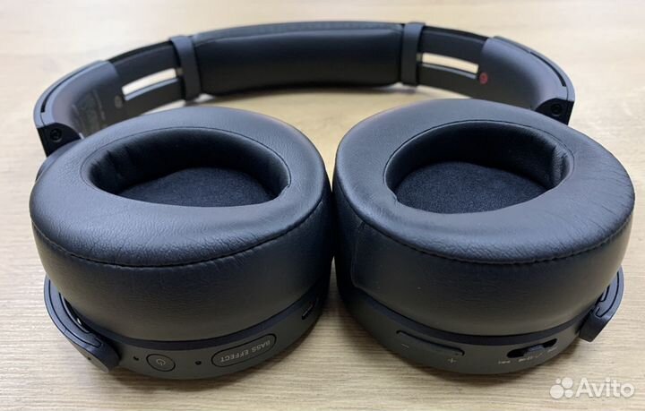 Беспроводные наушники Sony MDR-XB950N1