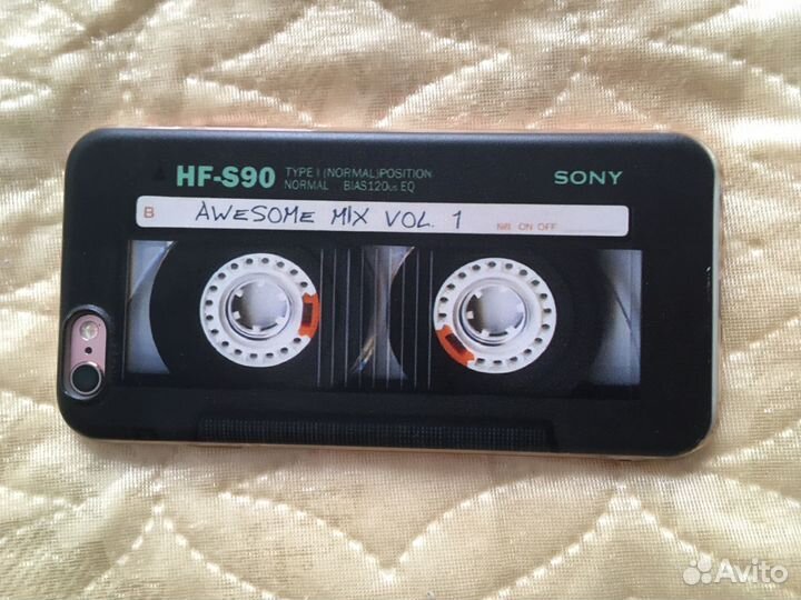 Телефон iPhone 6s