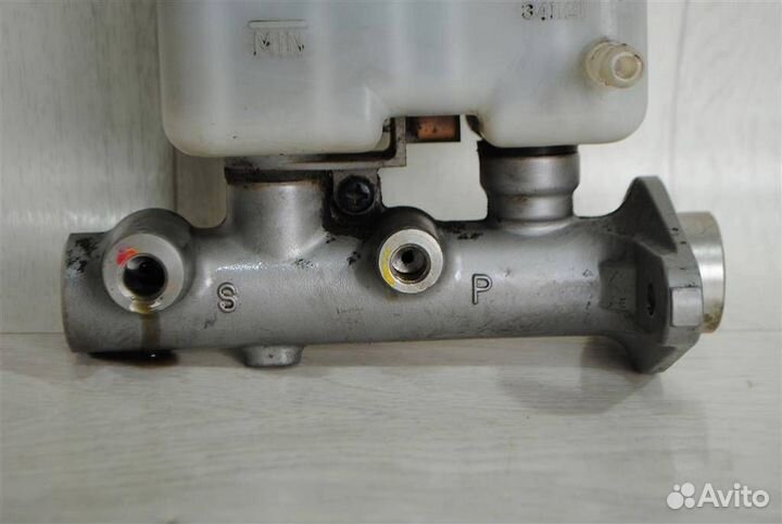 Главный тормозной цилиндр Ssangyong Kyron Кайрон