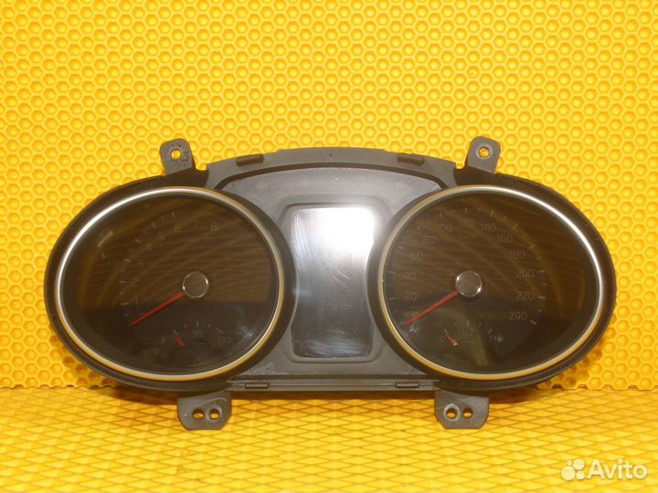 Панель приборов ат 2WD бензин Kia Sportage 4