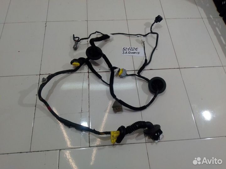 Электропроводка двери задняя левая (Kia Quoris)