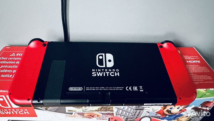 Nintendo switch / прошитая / много игр / как новая