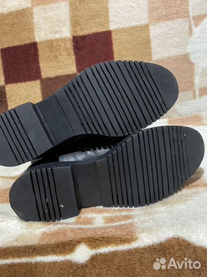 Зимние женские сапоги 38