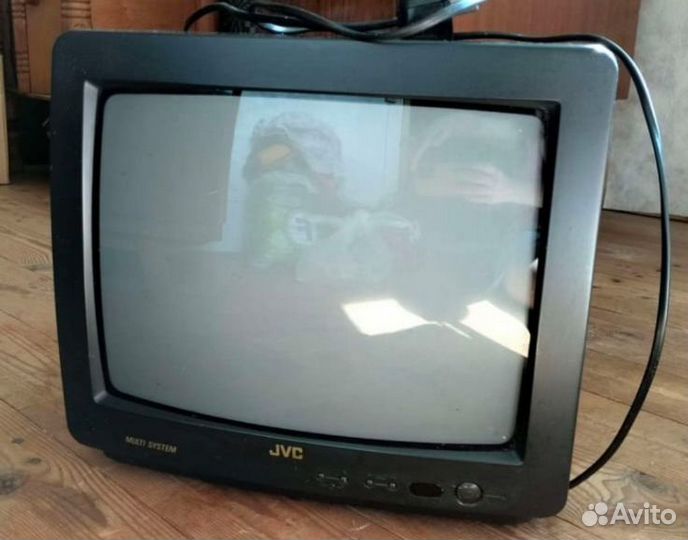 Телевизор б/у