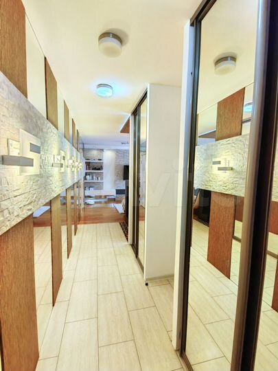 2-к. квартира, 61 м², 2/5 эт.