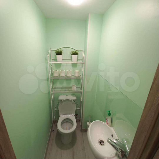 Комната 10 м² в 6-к., 1/5 эт.