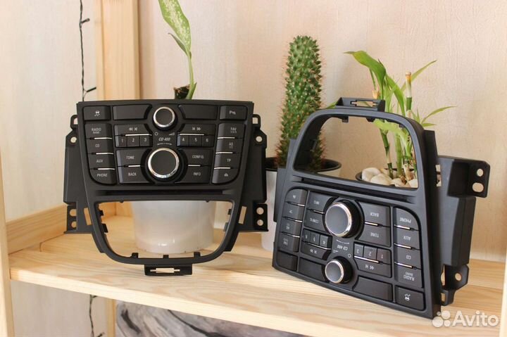 Блок управления мультимедиа GM13360091