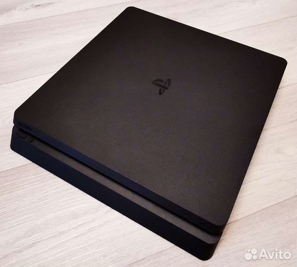 Sony PS4 Slim 1tb / 2 геймпада / игры