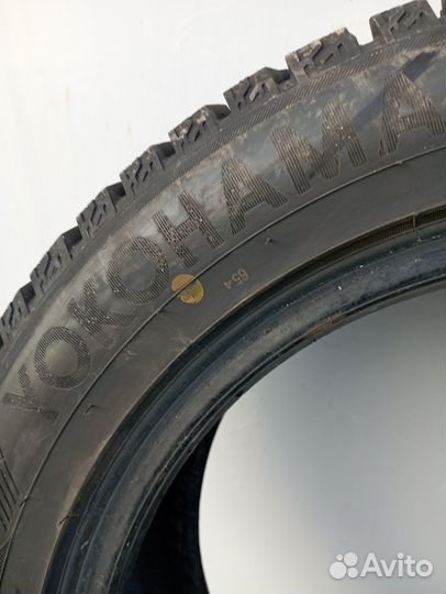 Yokohama Ice Guard Stud IG55 215/55 R17
