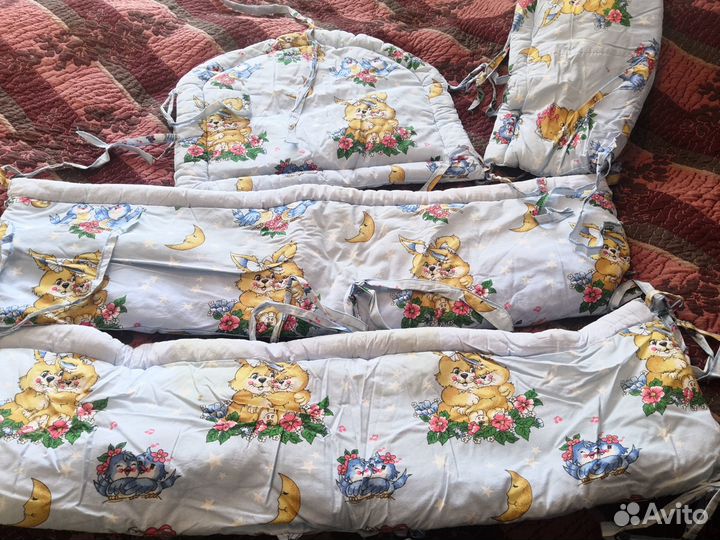 Бортики в кроватку