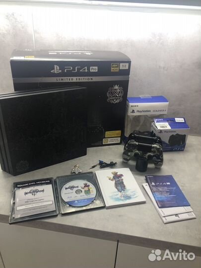 Sony Play Station 4 PRO Limited Edition