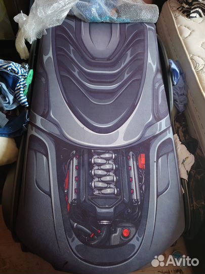 Детская кровать в виде машины Вольво