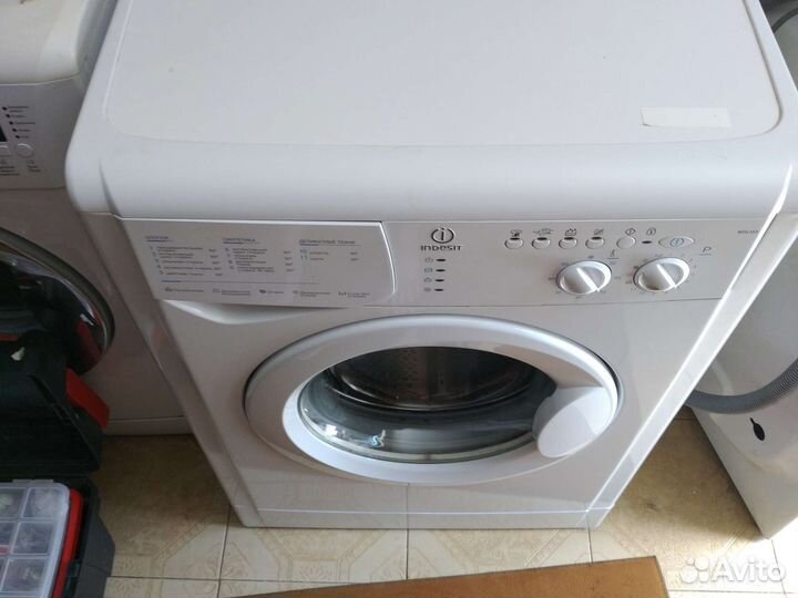 Стиральная машина indesit 6кг