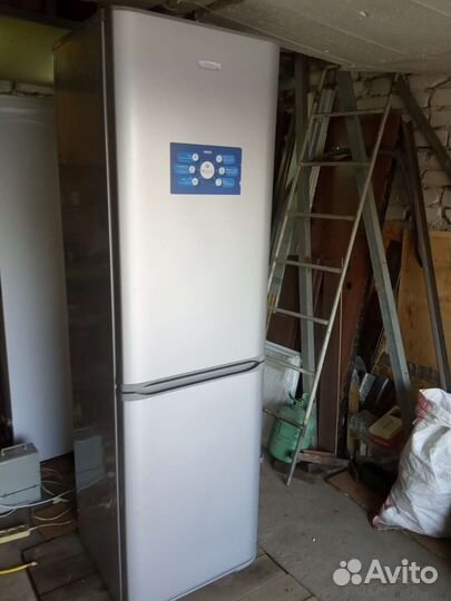 Холодильник, состояние нового