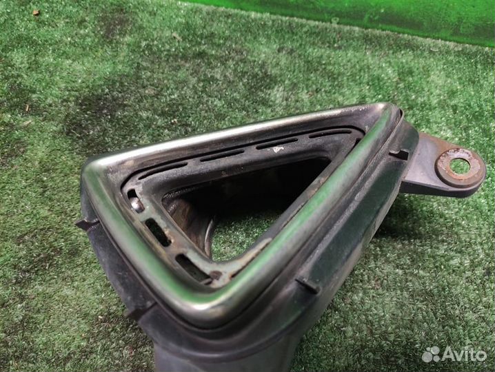 Накладка глушителя в бампер Honda Civic 5D (FN) 2