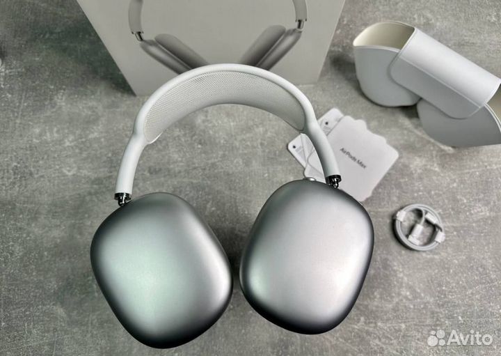 AirPods Max Малайзия (Чёрные, Белые)