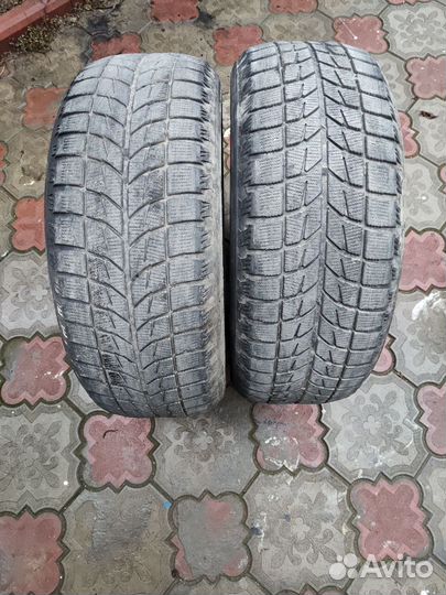 Bridgestone Blizzak WS-60 215/60 R16