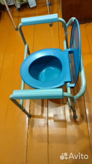 Санитарное кресло туалет