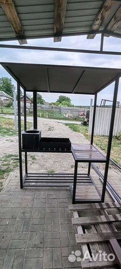 Мангал с крышей лофт