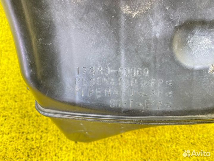 Патрубок воздушного фильтра передний Lexus/Toyota 139728