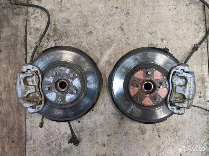 Ступица в сборе на Impreza GH