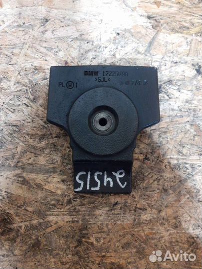 Подушка крепления кпп BMW 3 F30/F31/F34 рест. 2016