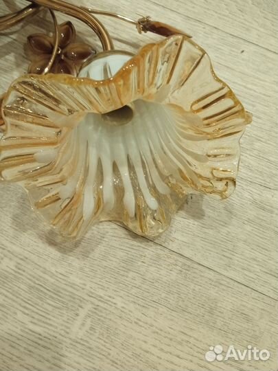 Настенный светильник