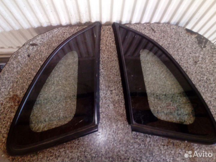 Стекло заднее глухое левое правое Митцубиси Асх