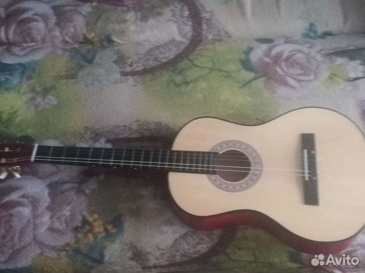 Гитара 6 струнная