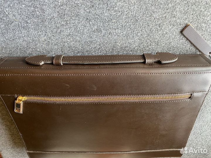 Мужской кожаный портфель коричневый