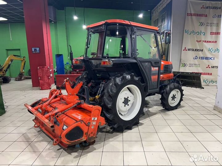 Мини-трактор Kubota GL260, 2005