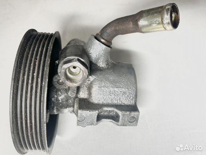 Насос гур Jeep Liberty KJ 2.8