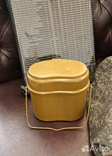 Котелок армейский