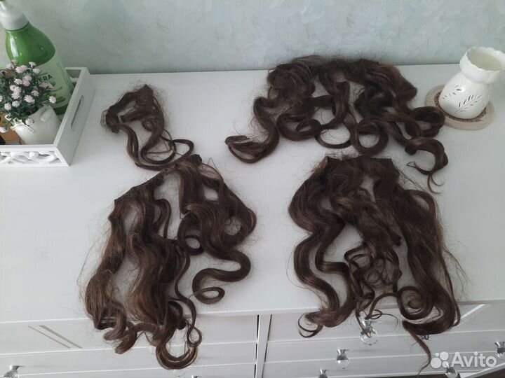 Шиньон искусственный на гребнях