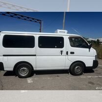 Nissan Caravan 3.0 AT, 2003, 270 000 км, с пробегом, цена 950 000 руб.